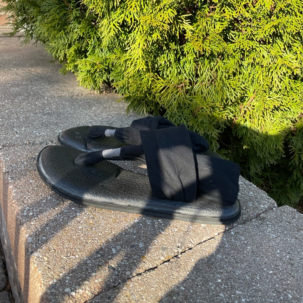 Sanuk Sandals